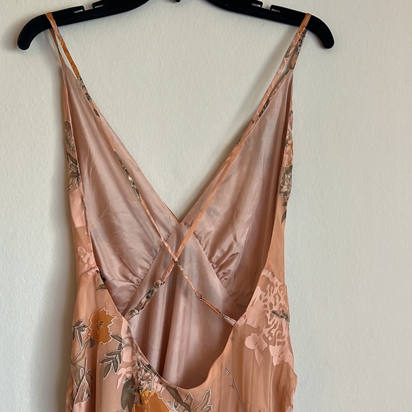 Angeline Dress - Picture 7 of 7